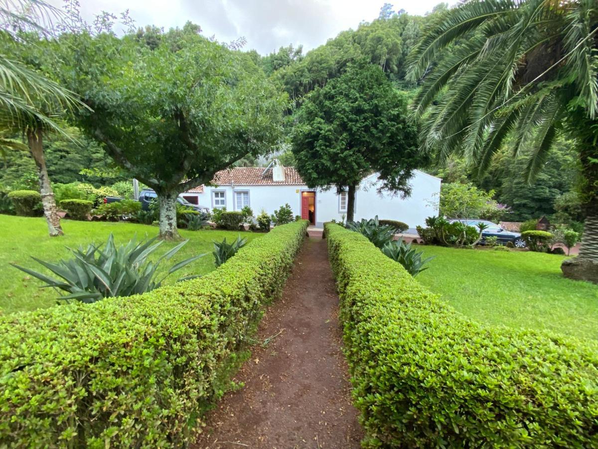 Chalet Ribeira Do Guilherme - Watermill House Botanic Garden