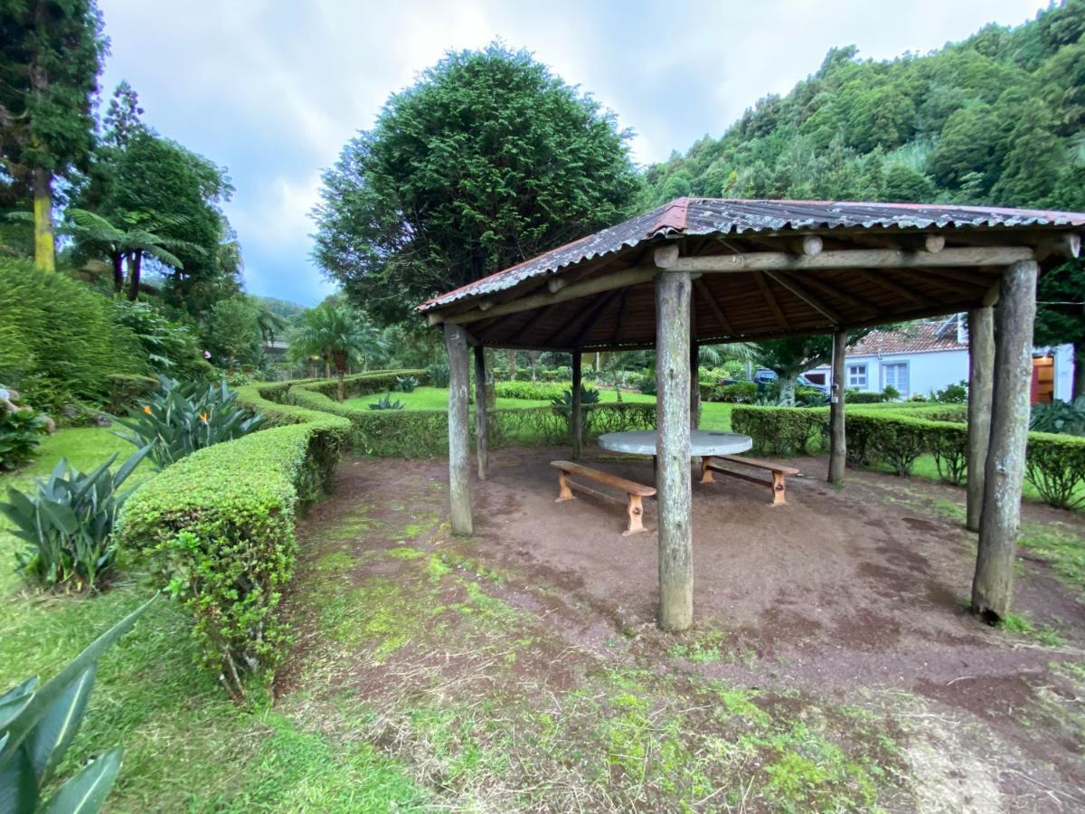 Ribeira Do Guilherme - Watermill House Botanic Garden *